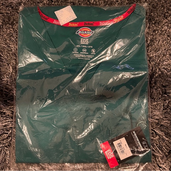 🐠NWT DICKIES MEN’S GREEN EDS SIGNATURE SCRUB TOP SIZE 3XL🐠 - Picture 2 of 4